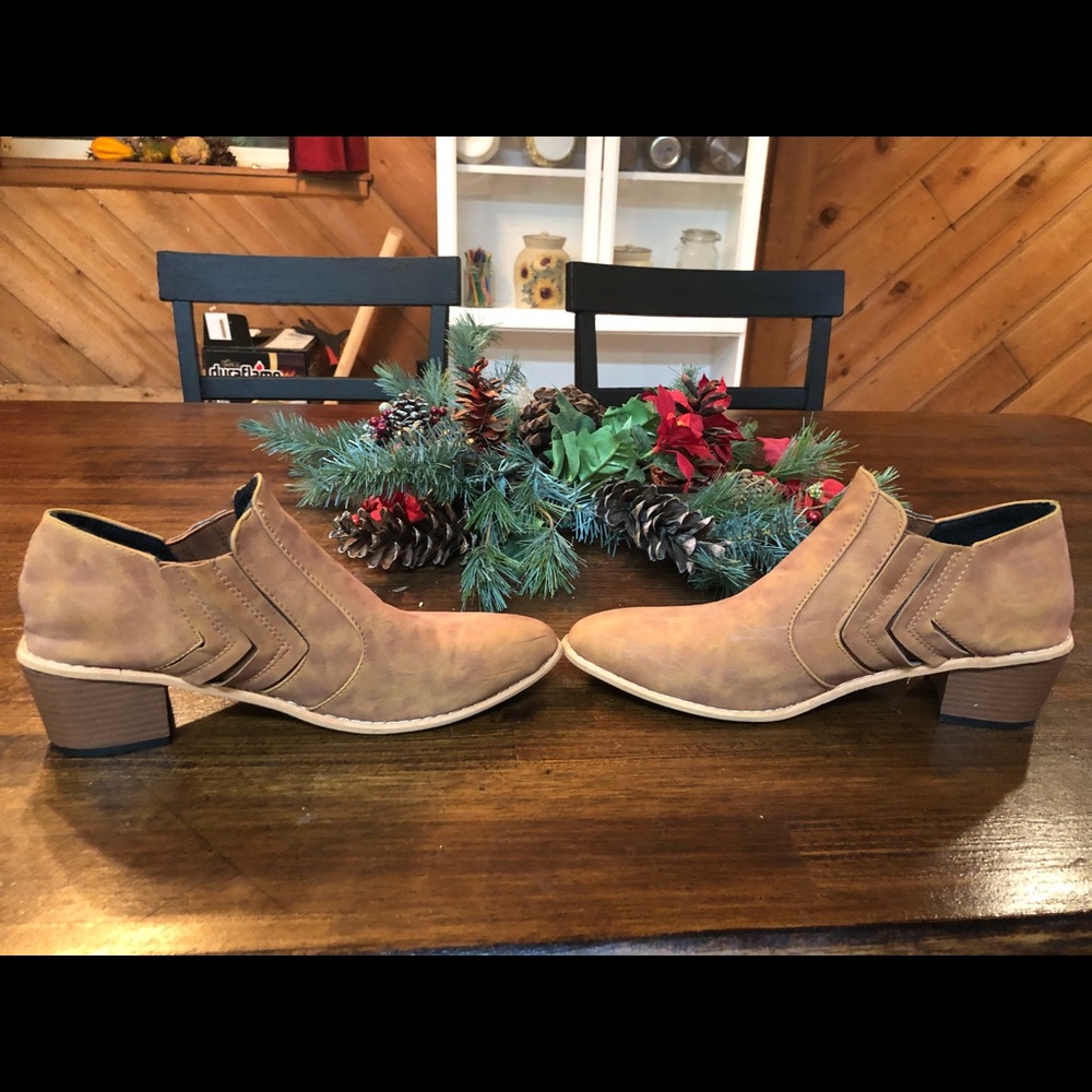 Leather booties - Picture 3 of 6